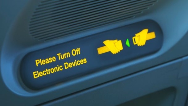 turn-off-electronic-devices-peds-on-planes-610x343