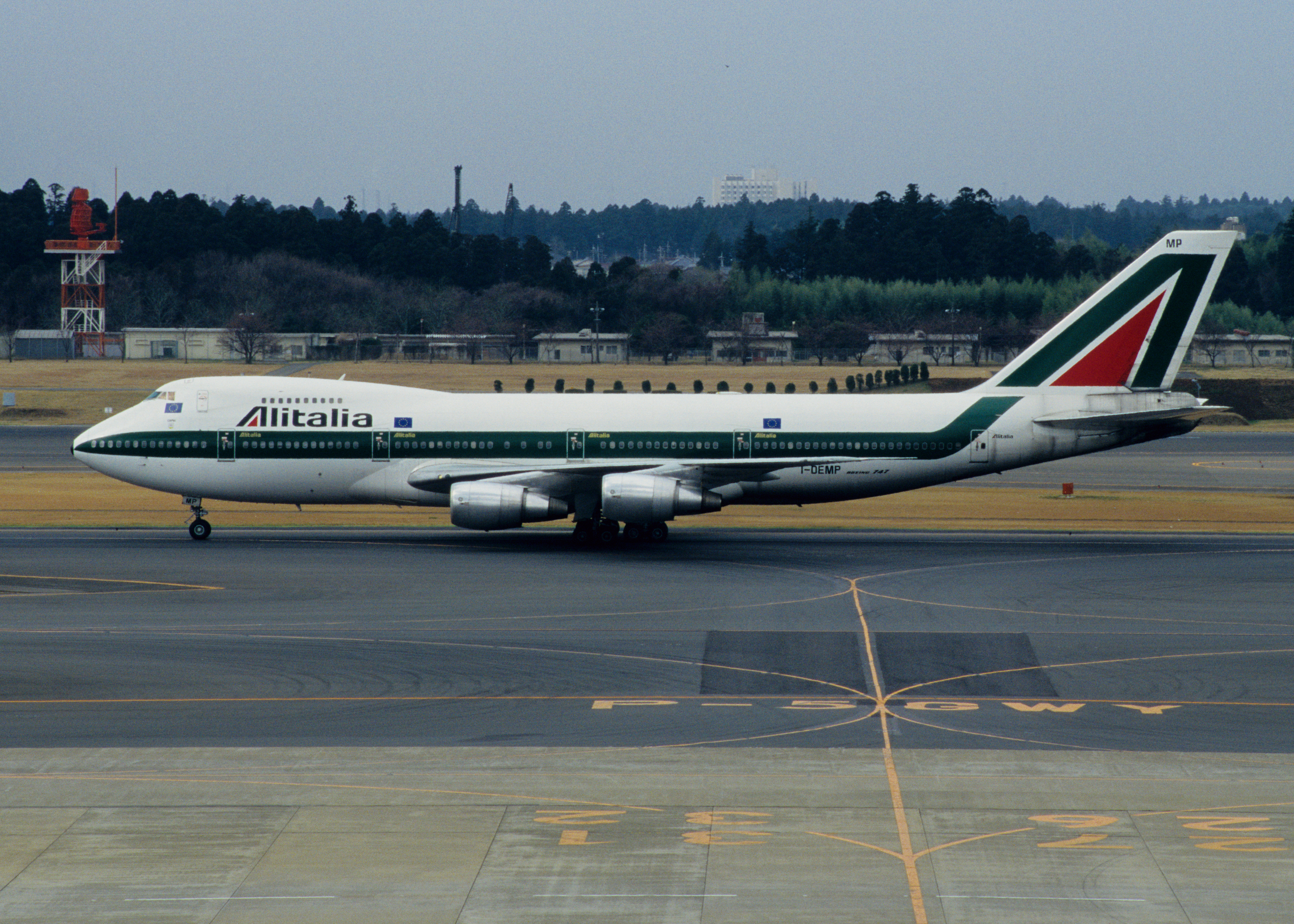 Alitalia Boeing 747-243B(I-DEMP/22513/546)