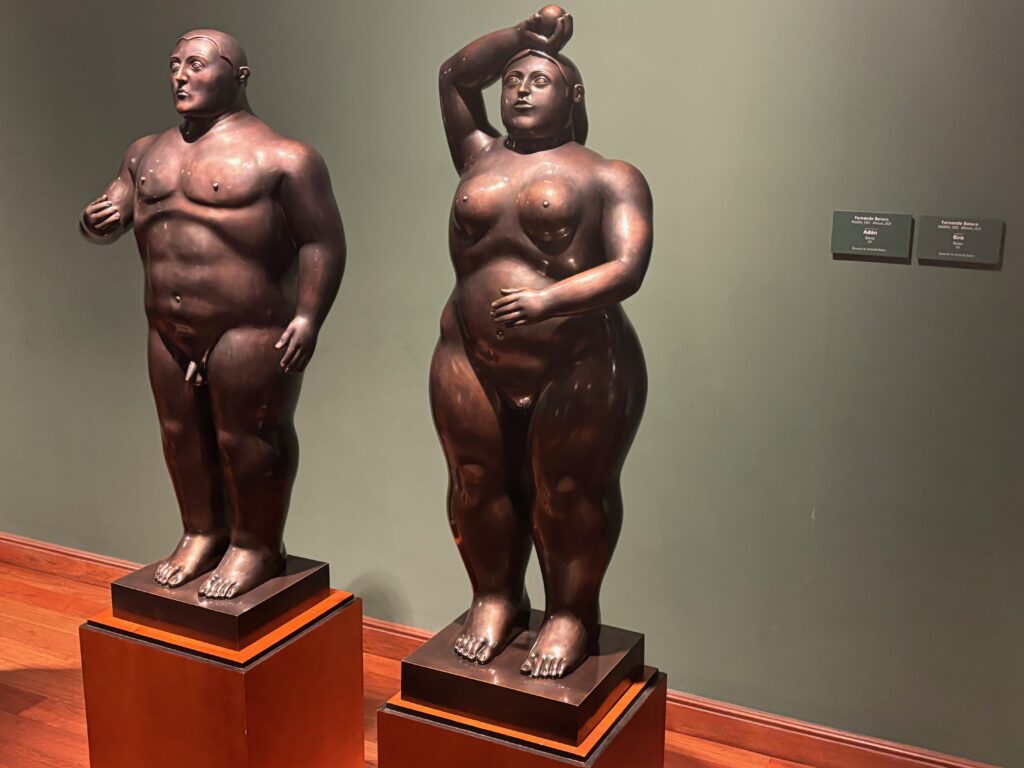 a statue of a man and a woman