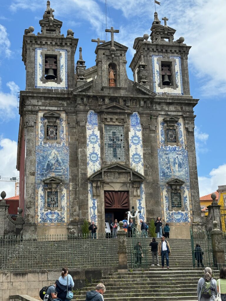 a building with blue tiles on it